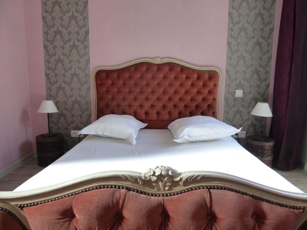 Le Bannier Hotel Restaurant Orleans Room photo