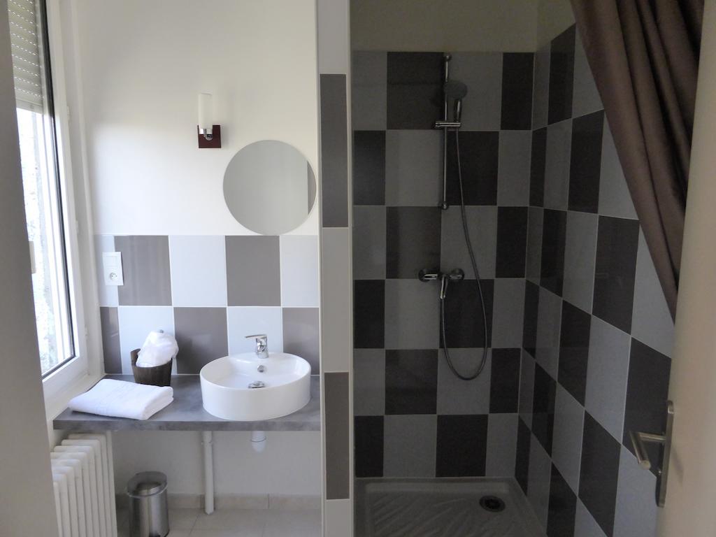 Le Bannier Hotel Restaurant Orleans Room photo